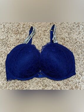 Victoria's Secret Very Sexy Push-Up Bra Embellished Straps Womens size 34DDD